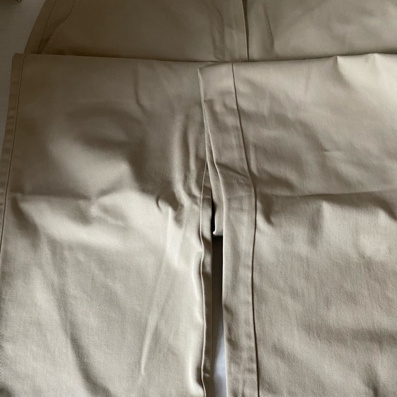 L.L. Bean Classic Fit Women’s Pants Tan Size 20 NWT - Picture 7 of 16